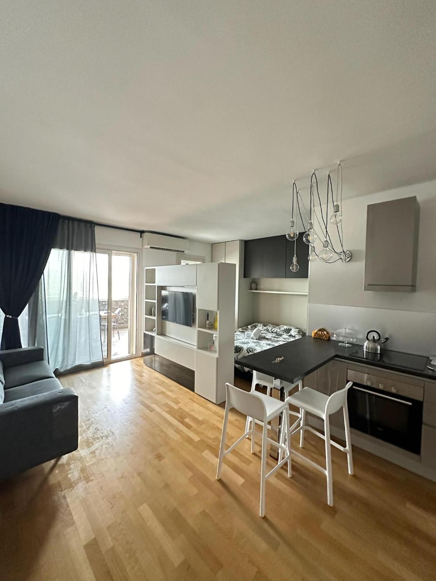 Appartamento Modern Loft Private Roma Esterno foto